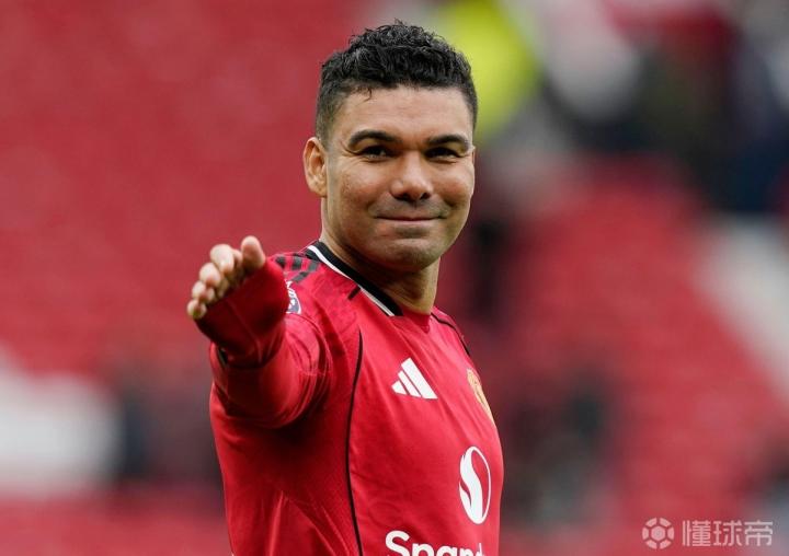  老将卡塞米罗告别红魔；球迷心绪复杂；伯恩茅斯一战成转折点 体育新闻