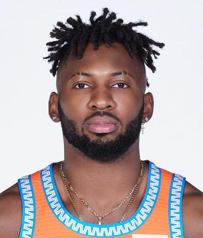  杰曼紧急归队踩场，北京首钢客战吉林蓄势待发；家庭风波平息，外援火力重燃，球队期待逆转赛季走势。 体育新闻