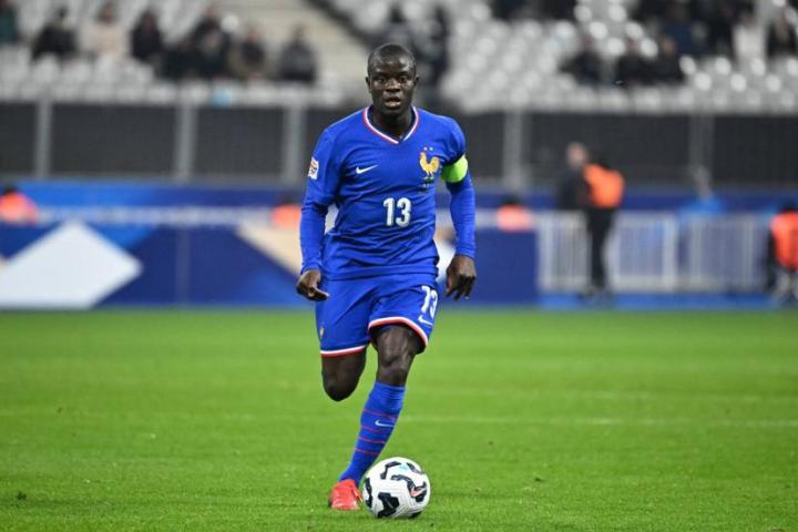  从沙特到土耳其；坎特以稳定表现重获国家队信任；世界杯征程充满期待。 体育新闻