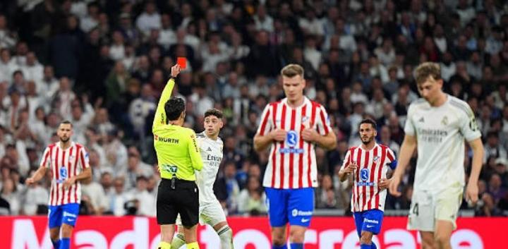  巴尔韦德红牌争议持续发酵；皇马上诉窗口即将关闭，前景充满不确定性。 体育新闻