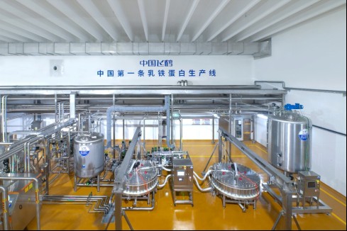  2025年消费分级浪潮下的乳企进化路径 新闻