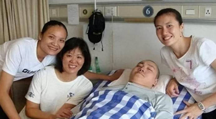  当命运按下暂停键：一位排球国手如何用爱重建生活的答案 情感心理