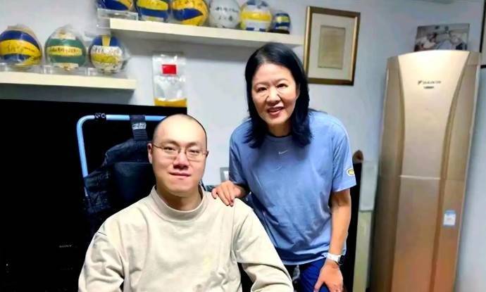  当命运按下暂停键：一位排球国手如何用爱重建生活的答案 情感心理