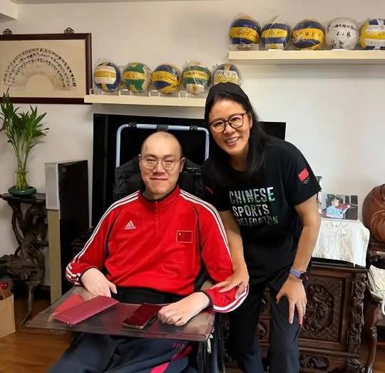  当命运按下暂停键：一位排球国手如何用爱重建生活的答案 情感心理