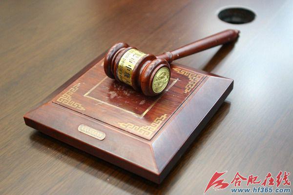  当祖坟遇上槟榔苗：一桩乡土纠纷背后，传统情感与法治规则的深层碰撞 新闻