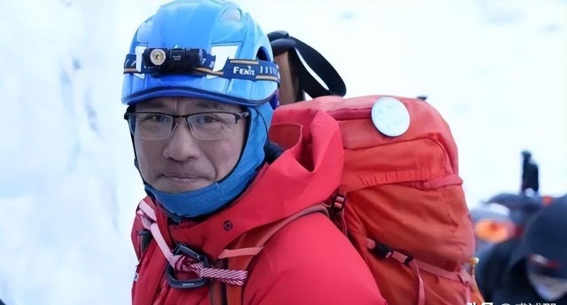  生死之间的抉择：珠峰之巅那一声「我带你回家」 文化旅游